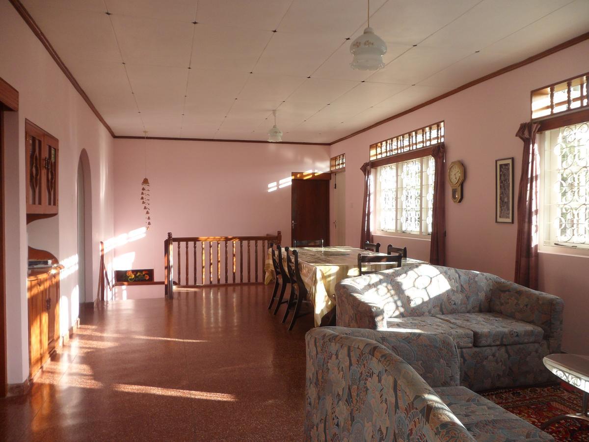 Mount Mary Inn Нувара-Элия Экстерьер фото