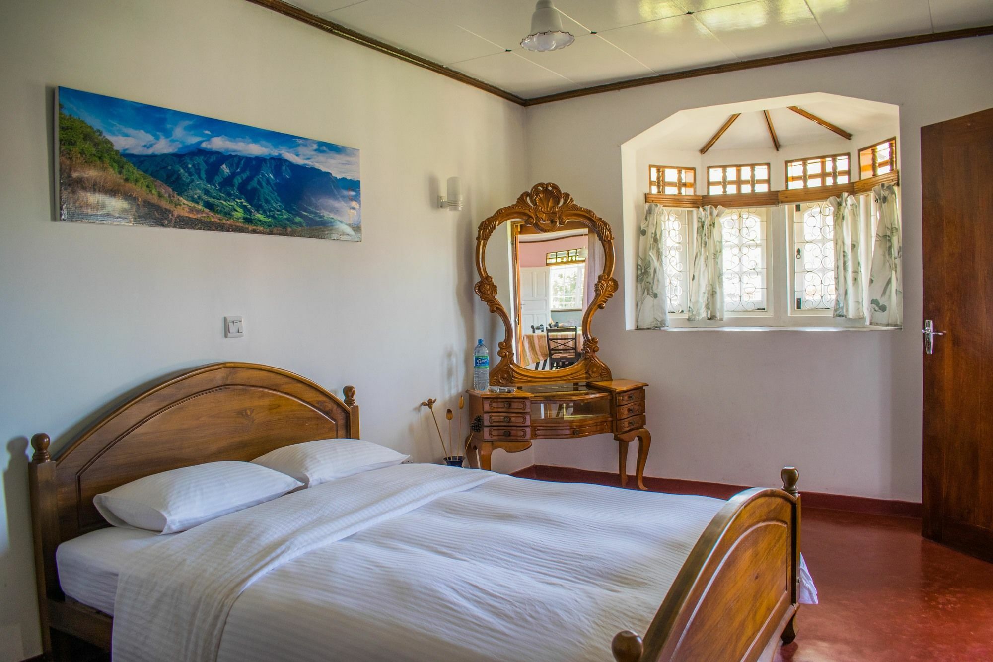 Mount Mary Inn Нувара-Элия Экстерьер фото